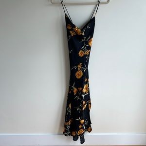 ASTR Gaia Floral Midi dress
